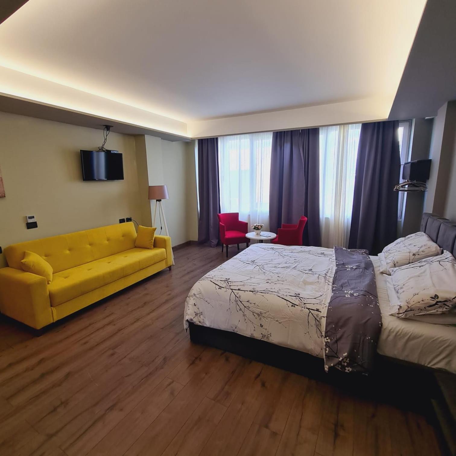Driti Central Hotel Tirana Eksteriør billede