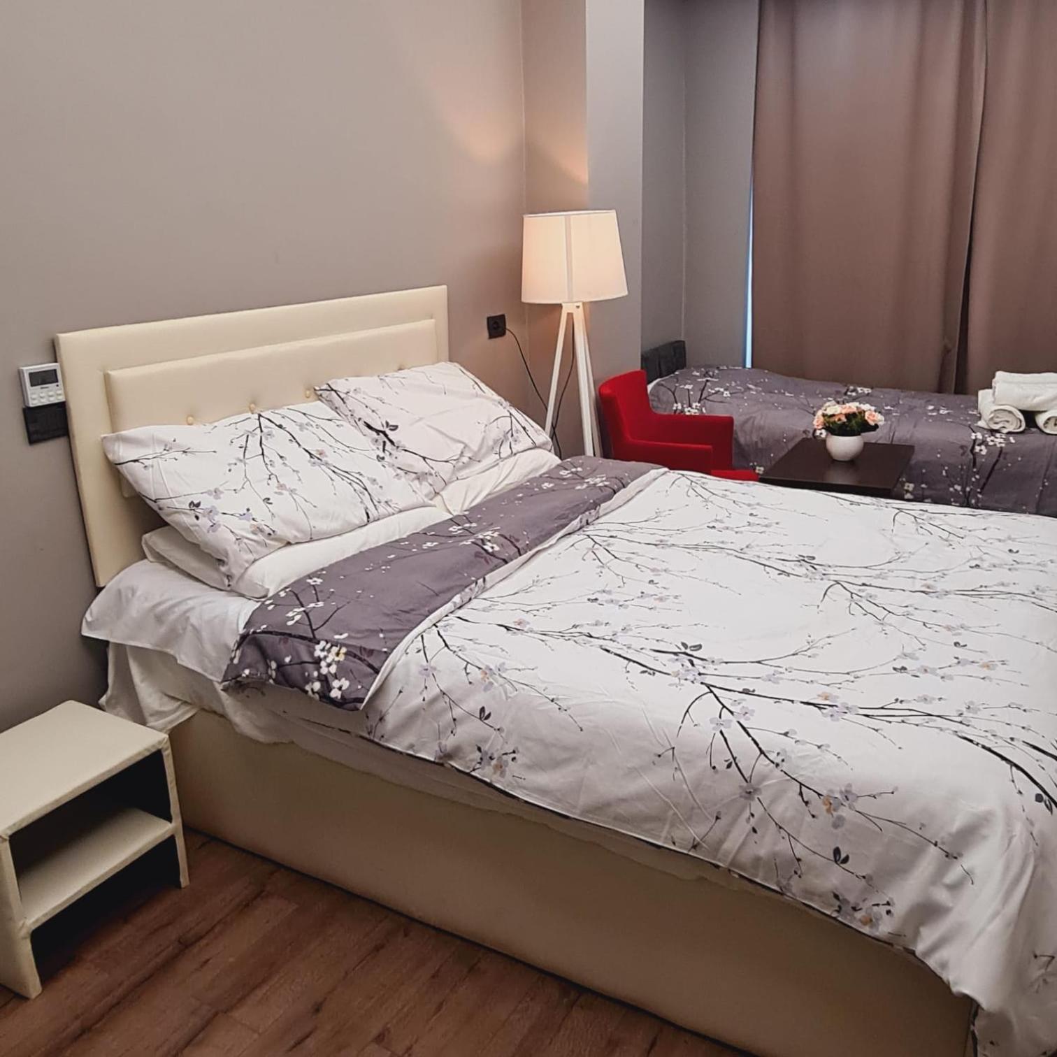 Driti Central Hotel Tirana Eksteriør billede