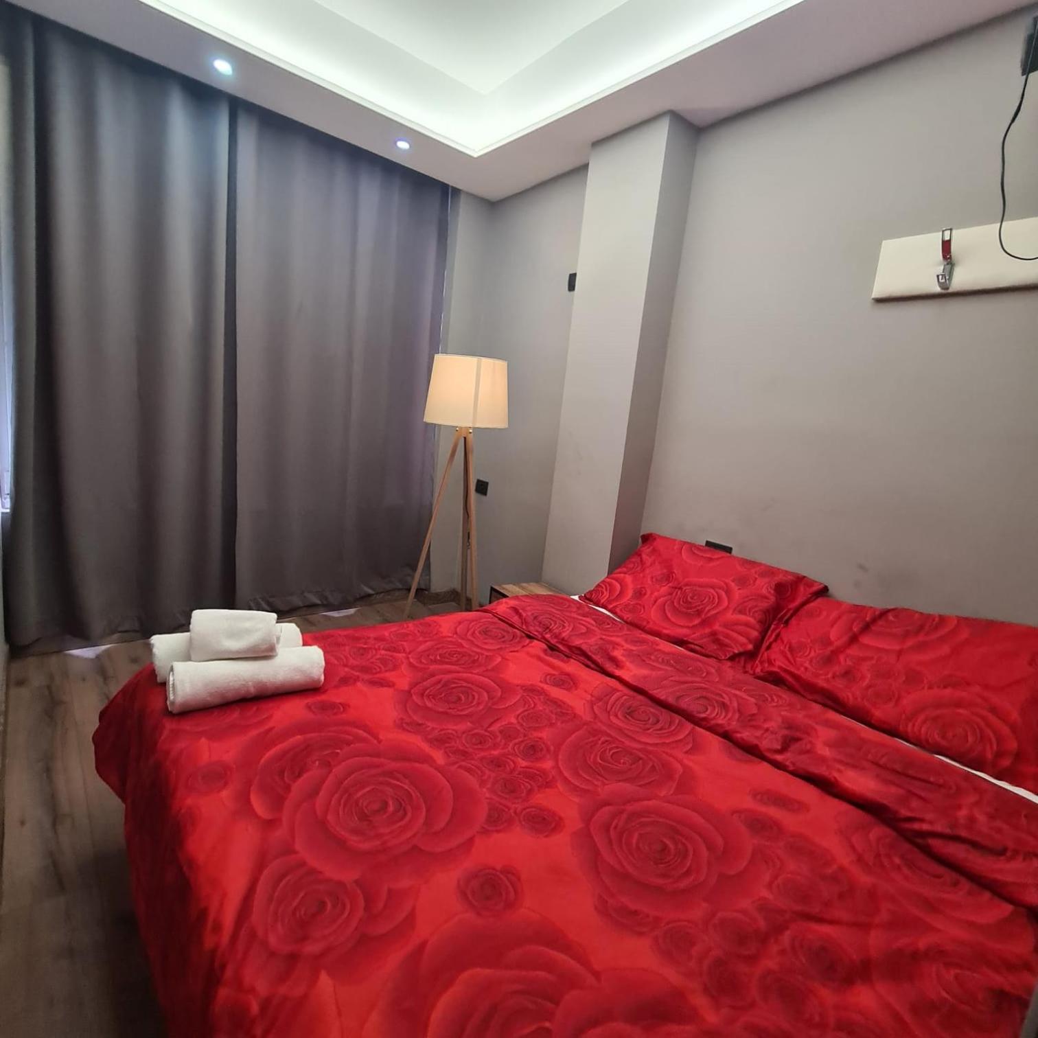 Driti Central Hotel Tirana Eksteriør billede