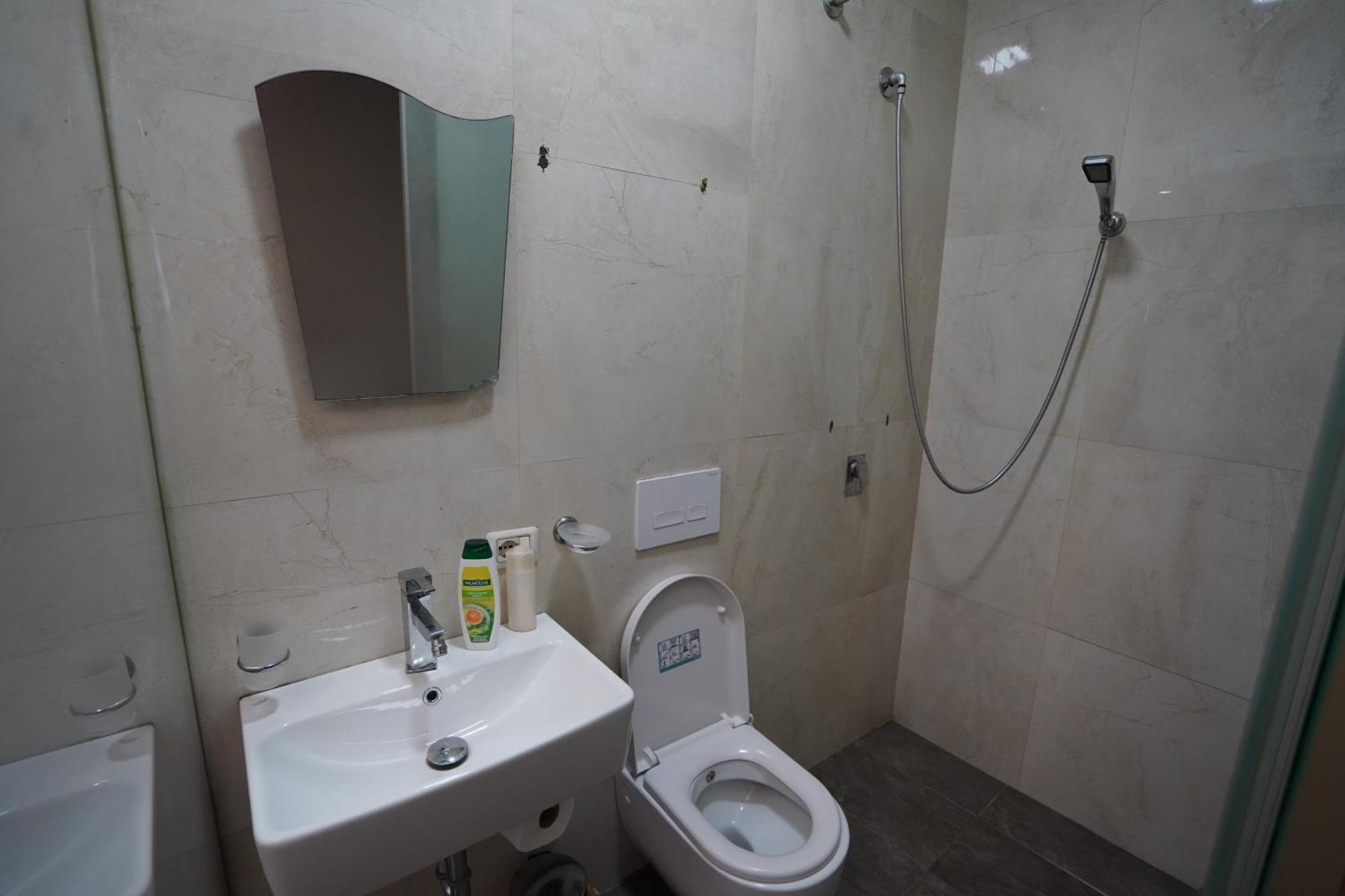 Driti Central Hotel Tirana Eksteriør billede